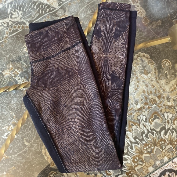 Lululemon Gold Foil Leggings - Picture 7 of 9